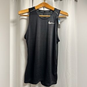 Nike men’s dri-fit tank NWT size medium